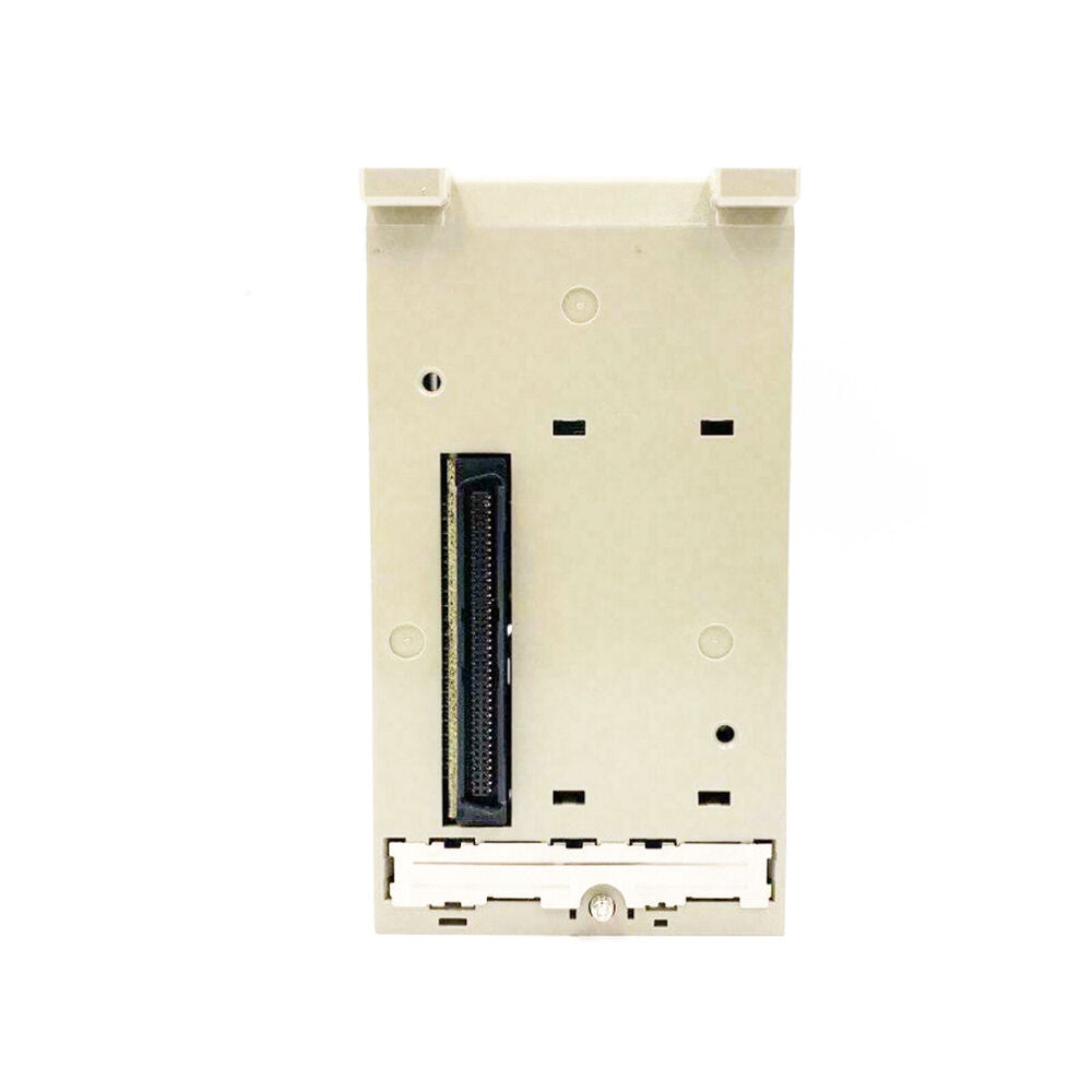Brand New In Box Omron CS1H-CPU65H CS1HCPU65H DHL / UPS / FedEx