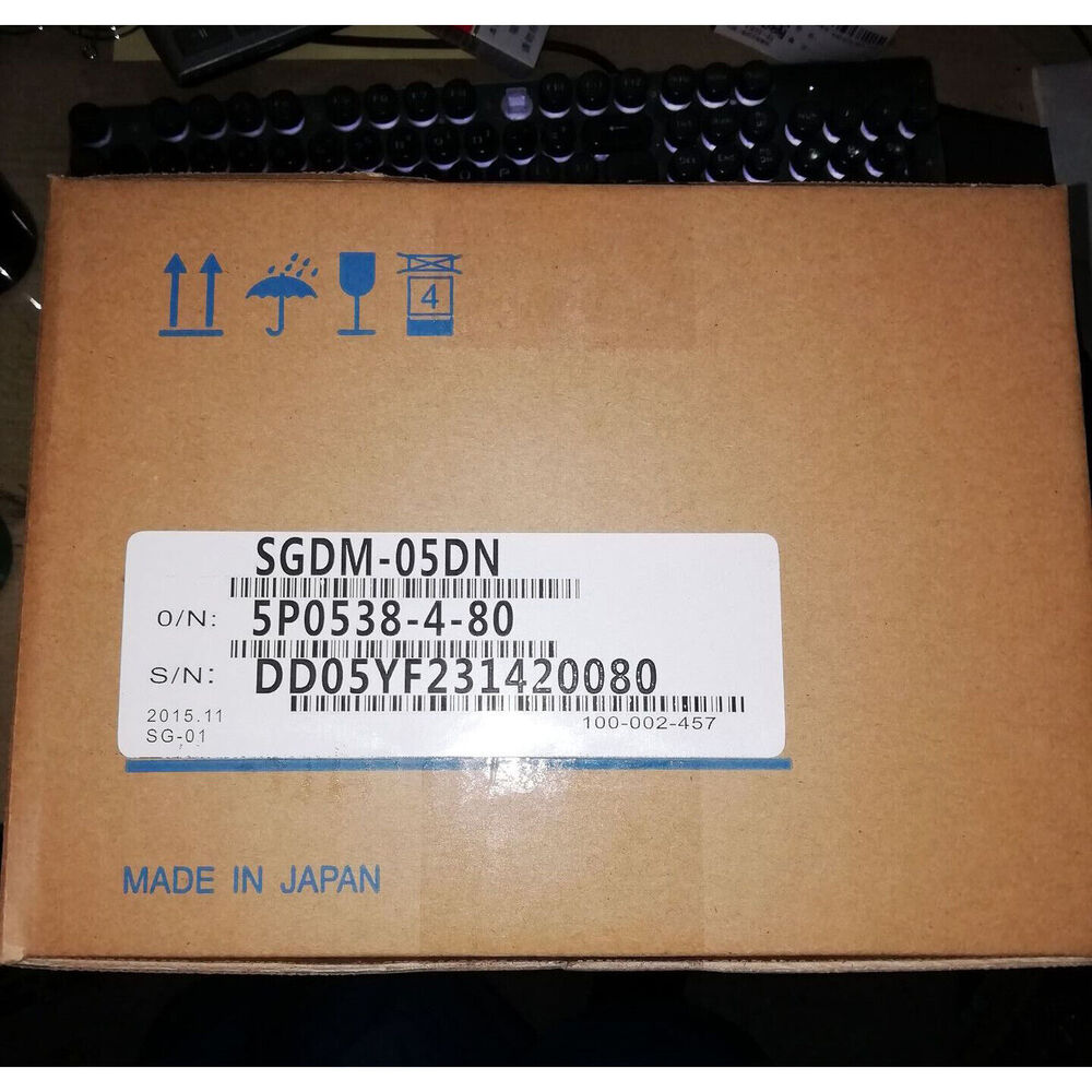 1PC New Yaskawa SGDM-05DN Servo Driver Expedited Shipping