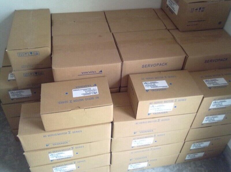1PC New Yaskawa SGMSS-20A2A-YR12 Servo Motor Expedited Shipping