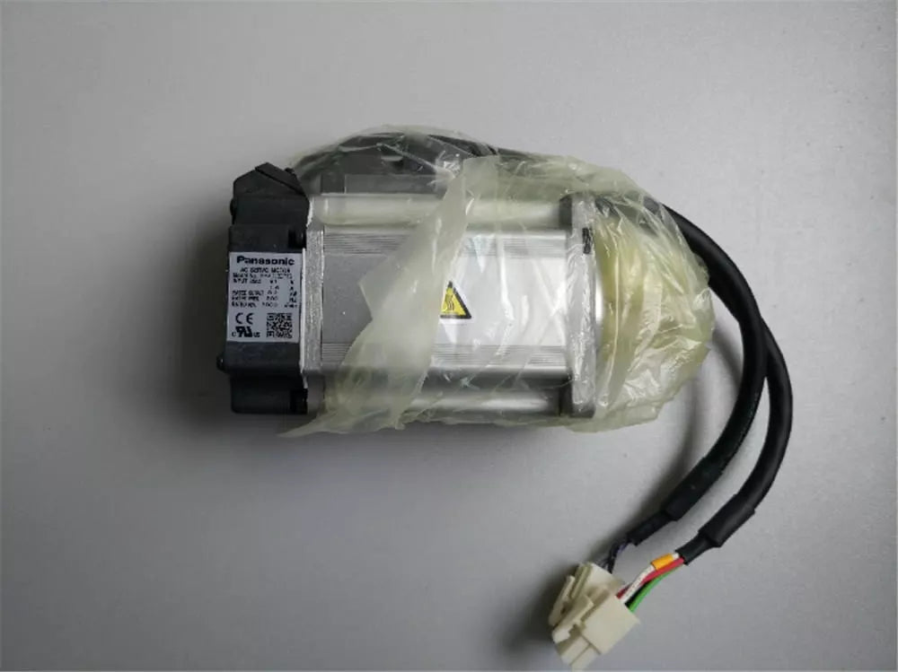 1PC New In Box Panasonic MHMD022P1S Servo Motor Expedited Shipping