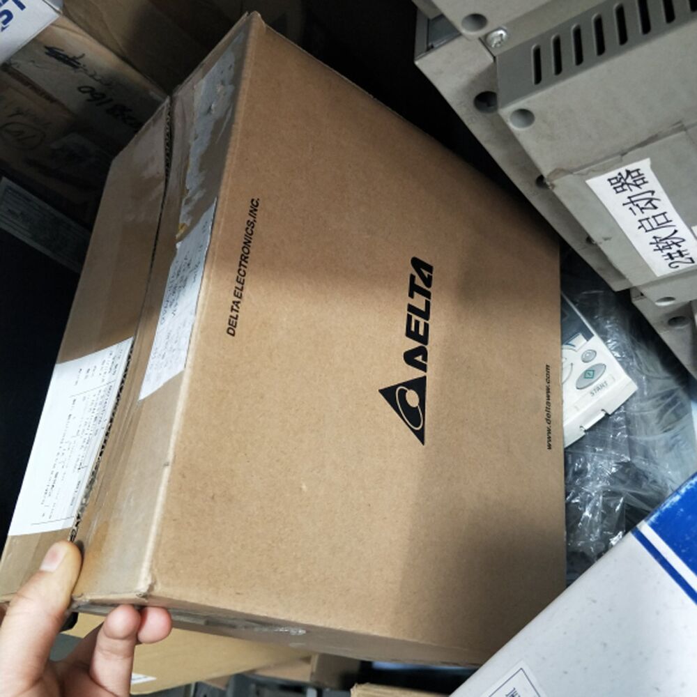 1PCS New Delta VFD007B23A Inverter In Box Expedited Shipping VFD007B23A DHL / UPS / FedEx