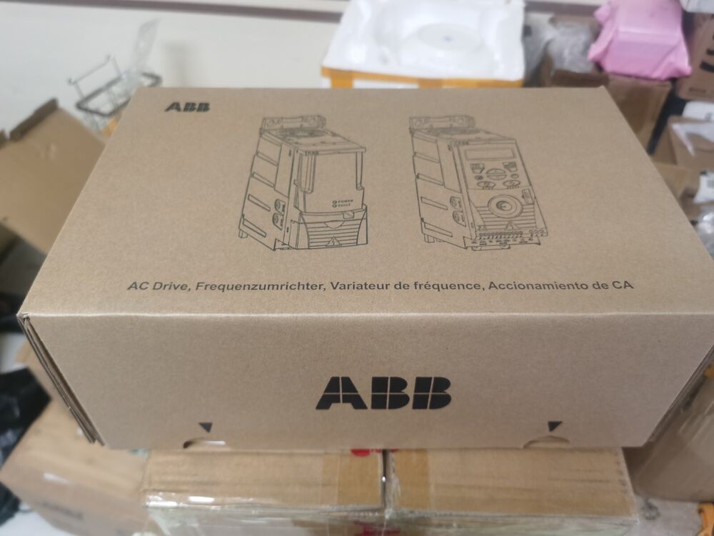 1PC New ABB ACS355-03E-01A9-4 380V 0.55KW Frequency Converter Brand