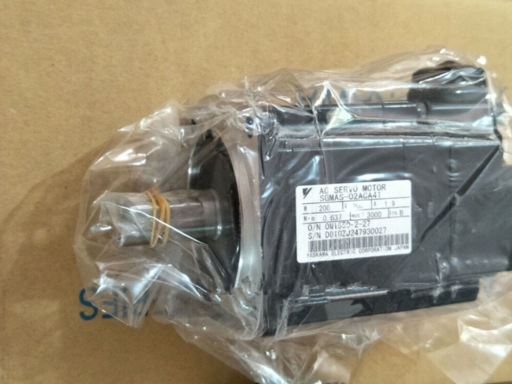 1PC New Yaskawa SGMAS-02ACA61 Servo Motor Expedited Shipping SGMAS02ACA61