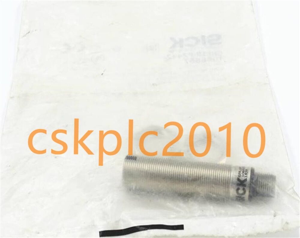 1 PCS NEW IN BOX SICK Photoelectric switch GRL18-P2432 1066557