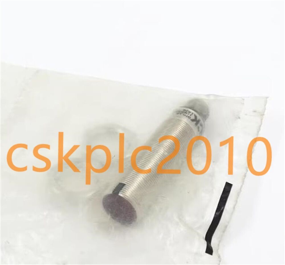 1 PCS NEW IN BOX SICK Photoelectric switch GRL18-P2432 1066557