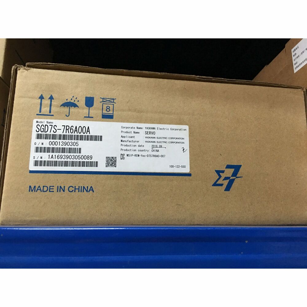 1PC Yaskawa SGD7S-7R6A00A Servo Driver SGD7S7R6A00A New In Box DHL / UPS / FedEx