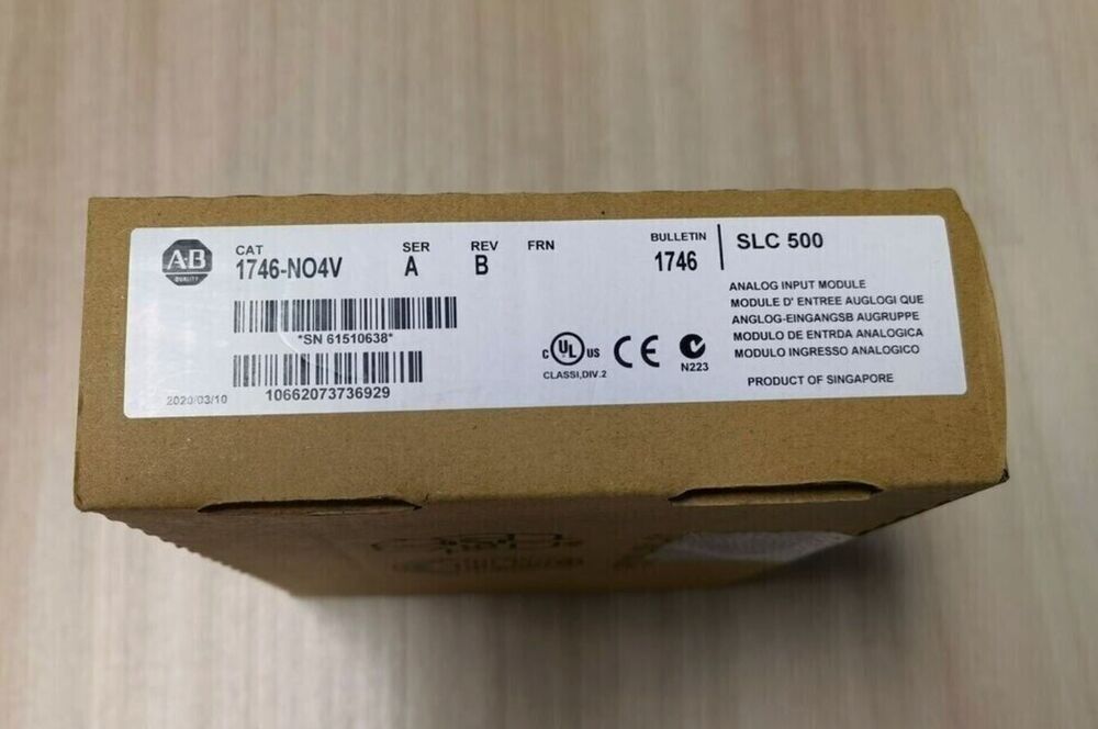 New Sealed Allen-Bradley 1746-NO4V SLC 500 Analog Output Module Free Shipping DHL / UPS / FedEx