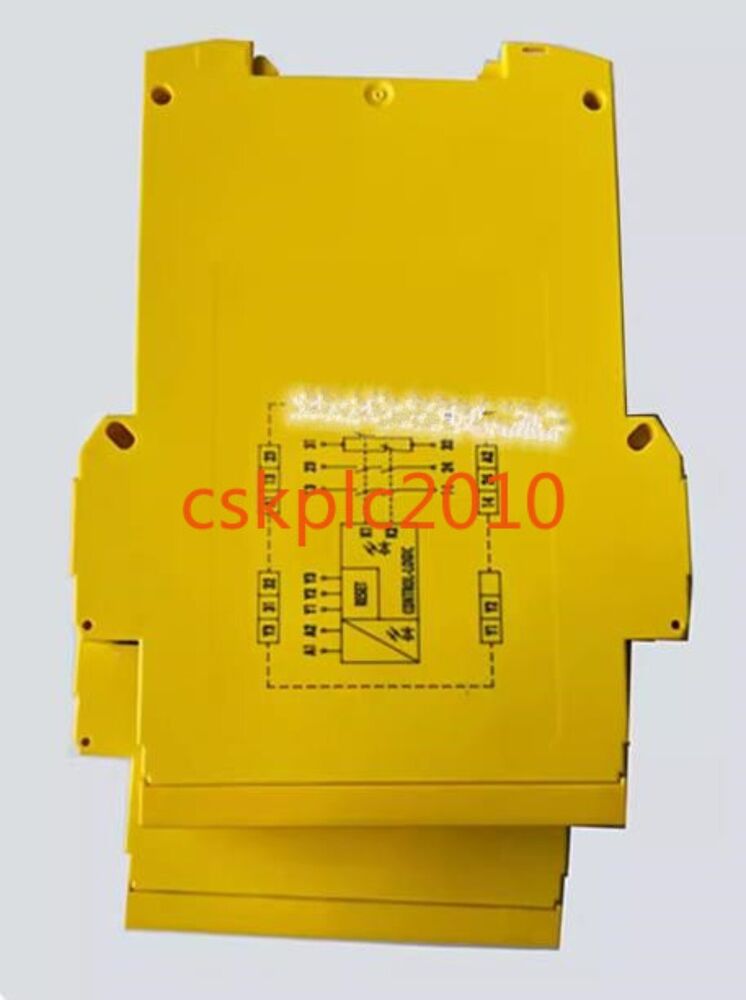 1 PCS SICK safety relay UE23-2MF2D3 item number: 6026146 good condition