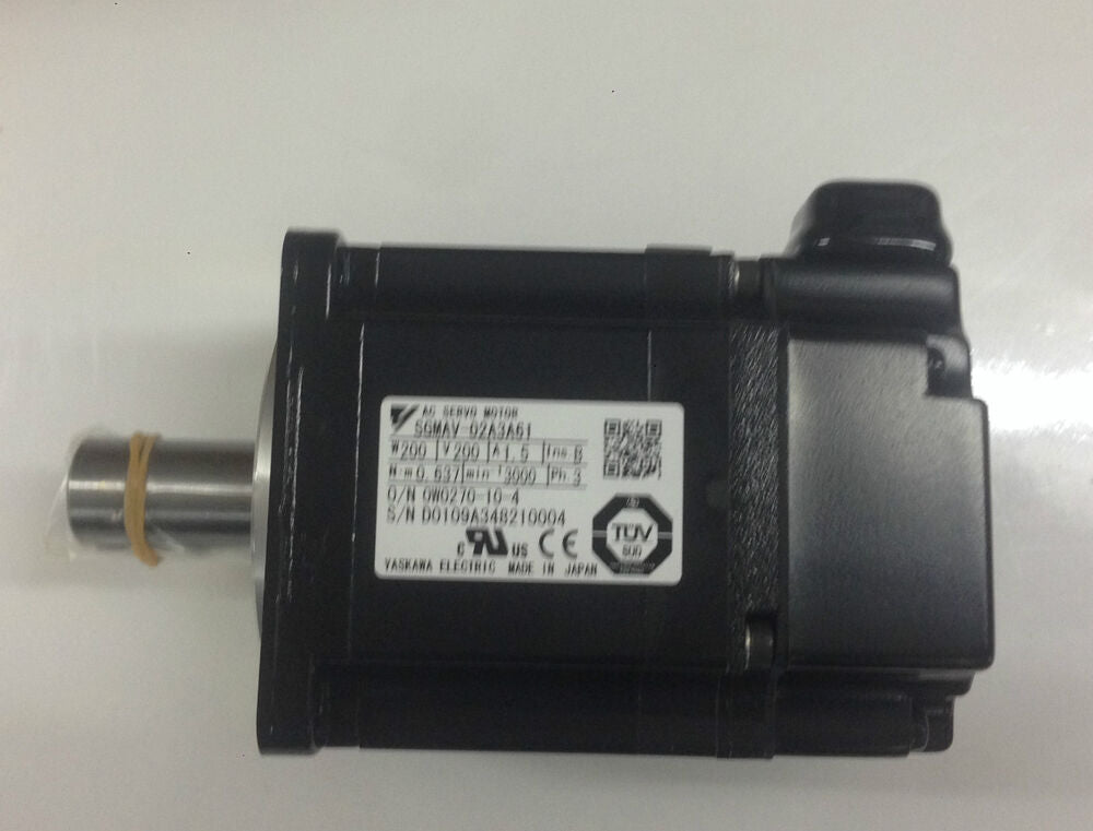 1PC Yaskawa servo motor SGMAV-02A3A61 SGMAV02A3A61 New In Box DHL / UPS / FedEx