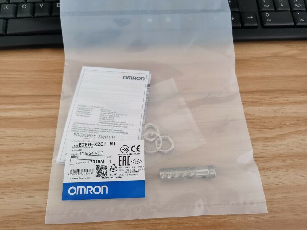 New Omron E2EG-X2C1 Proximity Switch E2EGX2C1 Free Shipping 1PC DHL / UPS / FedEx