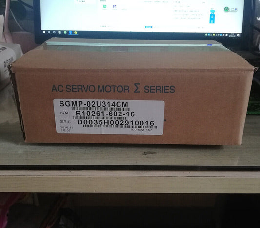 1PC New Yaskawa SGMP-02U314CM Servo Motor Expedited Shipping SGMP02U314CM