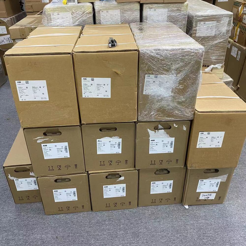 New Original 1PCS ABB Inverter ACS355-03E-08A8-4 ACS355 4KW Expedited Shipping