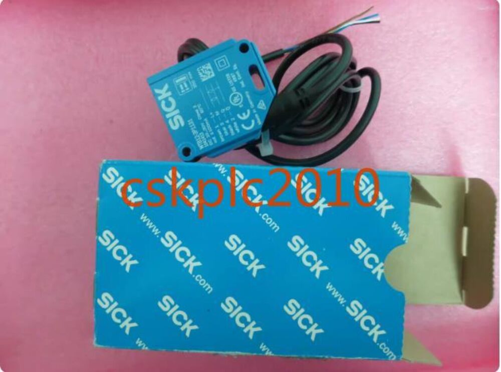 1 PCS new SICK Photoelectric switch WTB12-3P1131 1041413 new