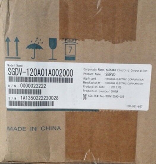 1PC Yaskawa SGDV-120A11A002000 Servo Driver SGDV120A11A002000 New In Box DHL / UPS / FedEx