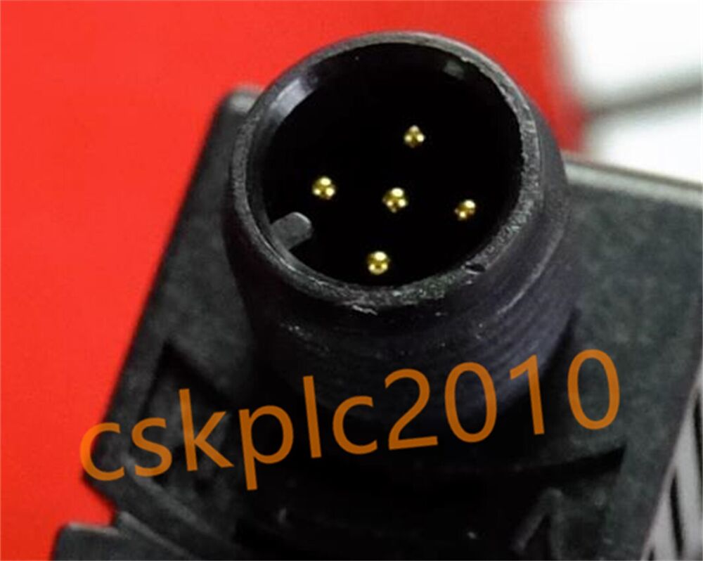 1 PCS NEW IN BOX SICK Photoelectric sensor 6048062 WTT280L-2P2536