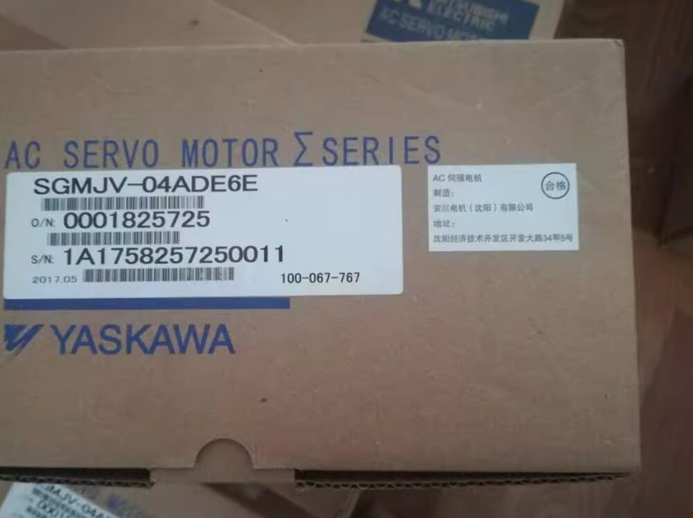 1PC New Yaskawa SGMJV-04ADE6E Servo Motor Expedited Shipping SGMJV04ADE6E