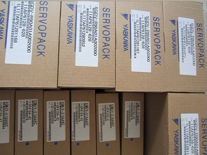 1PC YASKAWA SGDV-R90A01A002000 Servo Drive New In Box Expedited Shipping DHL / UPS / FedEx