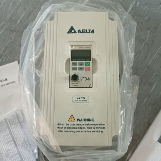 1PC New Delta VFD022M21A 2.2KW 220V Expedited Shipping DHL / UPS / FedEx