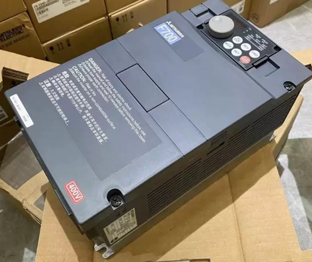 NEW Mitsubishi FR-F720-0.75K Inverter UPS / DHL / Fedex