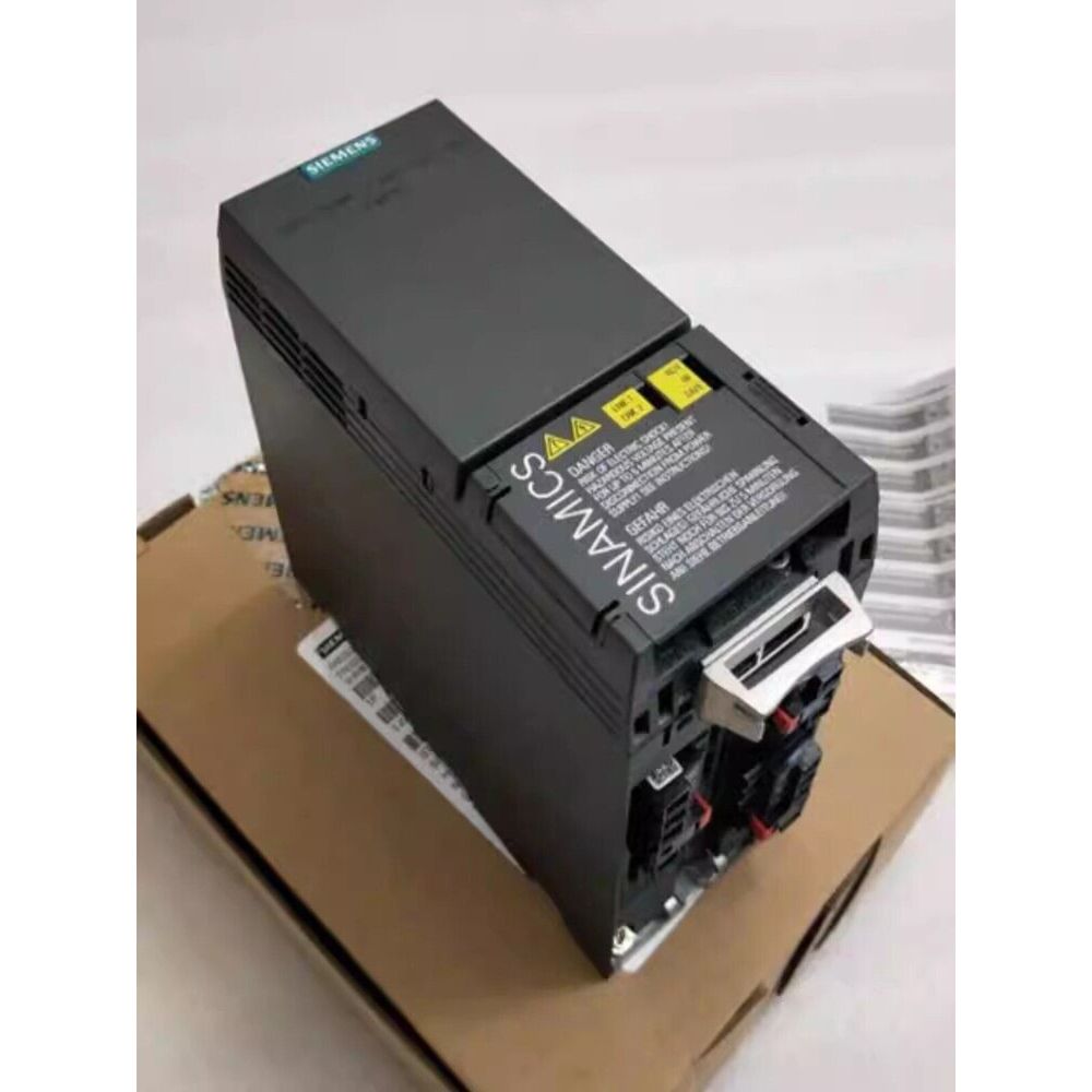 New Siemens 6SL3 210-1KE13-2AF2 6SL3210-1KE13-2AF2 G120C RATED POWER 1,1KW