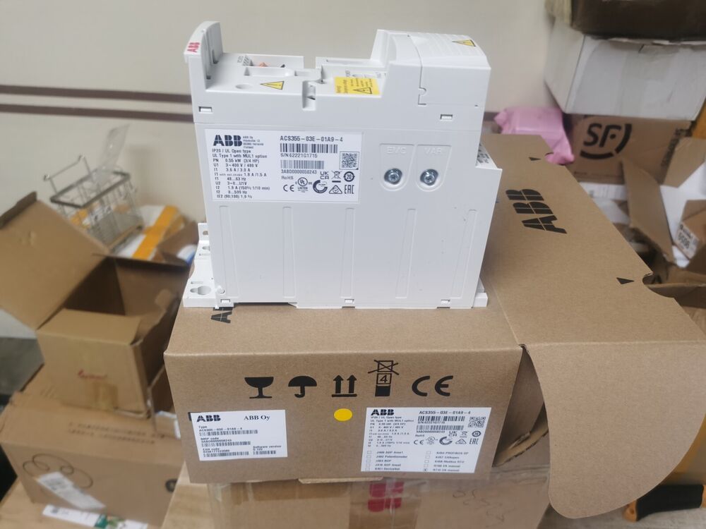 1PC New ABB ACS355-03E-01A9-4 380V 0.55KW Frequency Converter Brand