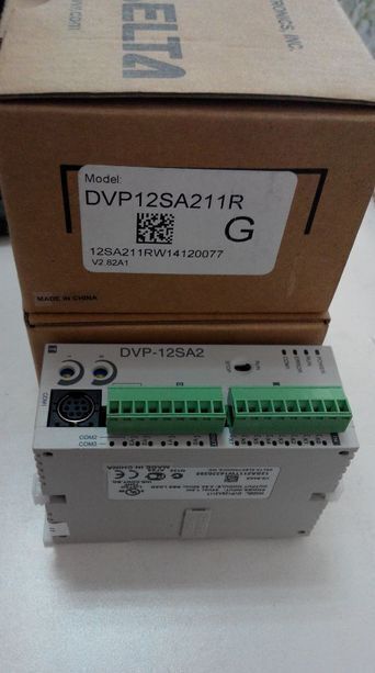 1PCS New Delta DVP12SA211R PLC Module In Box Free Shipping DHL / UPS / FedEx