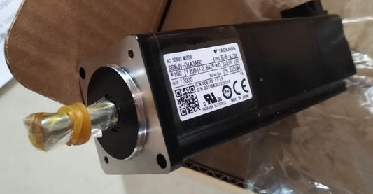 1PC New Yaskawa SGMJV-01A3A6C Servo Motor Expedited Shipping