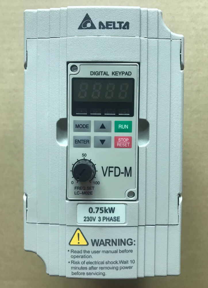 1PC New Delta VFD007M23A 0.75KW Drive, AC, 1Hp, 230V Three Phase Input DHL / UPS / FedEx