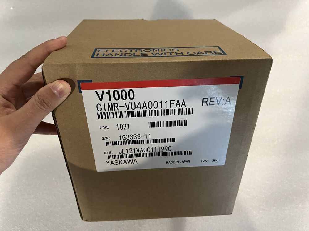 1PC New Yaskawa CIMR-VU4A0011FAA Inverter Expedited Shipping CIMRVU4A0011FAA