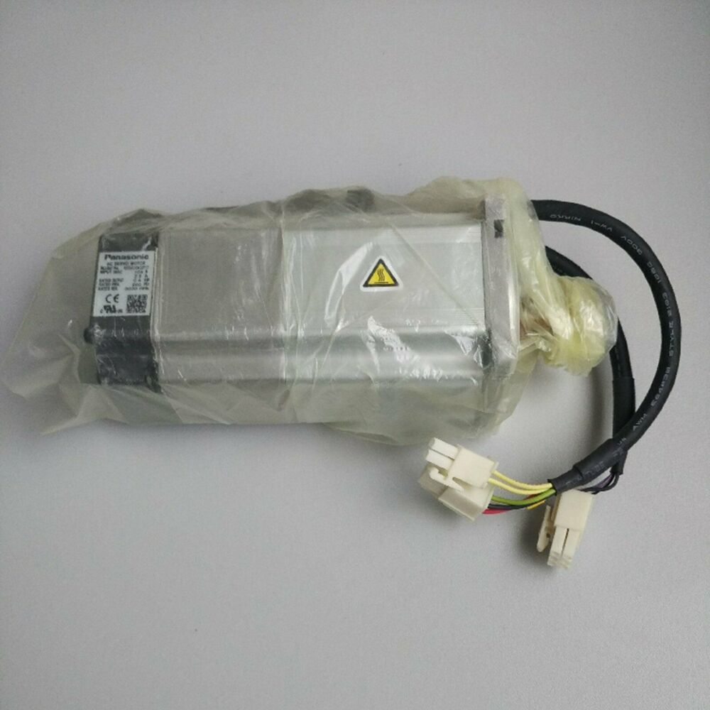 1PC New In Box Panasonic MSMD042P1T Servo Motor Expedited Shipping