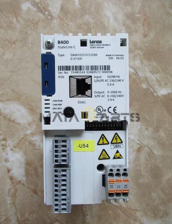 One Used Lenze E84AVSCE7512SX0 inverter