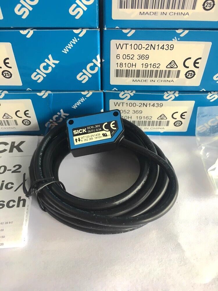 1PC New SICK WT100-2N1439 Photoelectric Switch Free Shipping WT1002N1439 DHL / UPS / FedEx