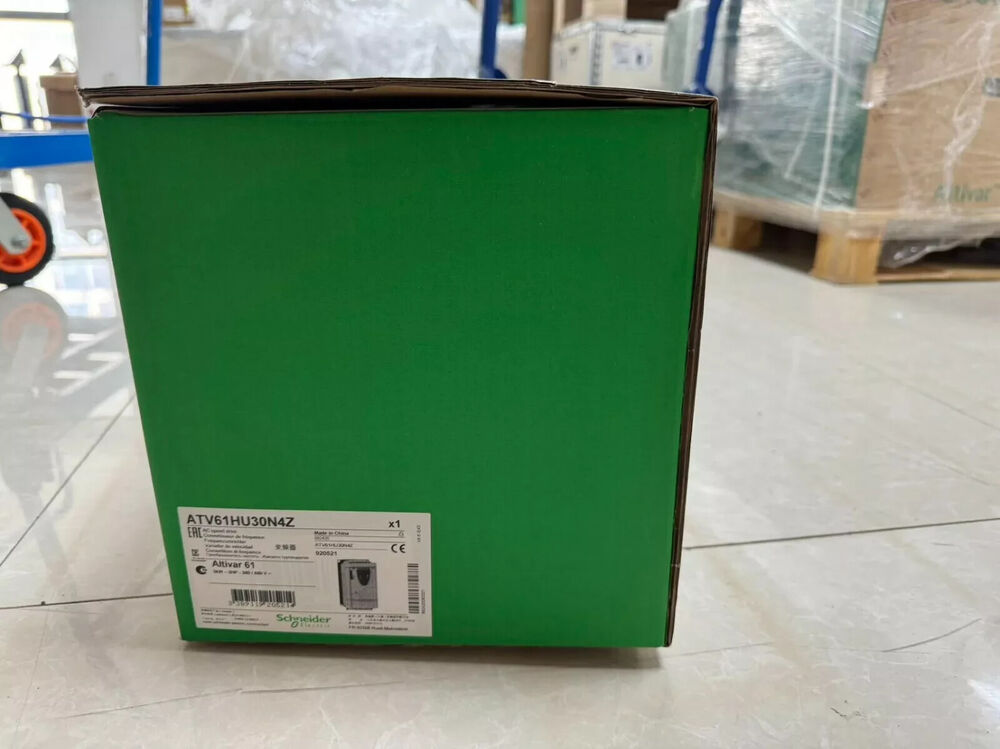 1PCS 2024 Schneider Inverter ATV61HU30N4Z 100% new original authentic products UPS / DHL / Fedex