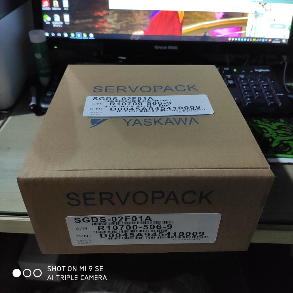 1PC YASKAWA SGDS-02F01A AC SERVO Driver SGDS02F01A New In Box Expedited Shipping DHL / UPS / FedEx