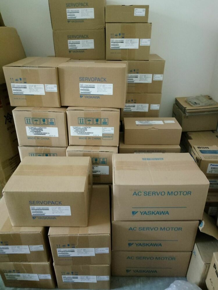 1PC New Yaskawa SGPMS-4R0A30A Servo Driver Expedited Shipping