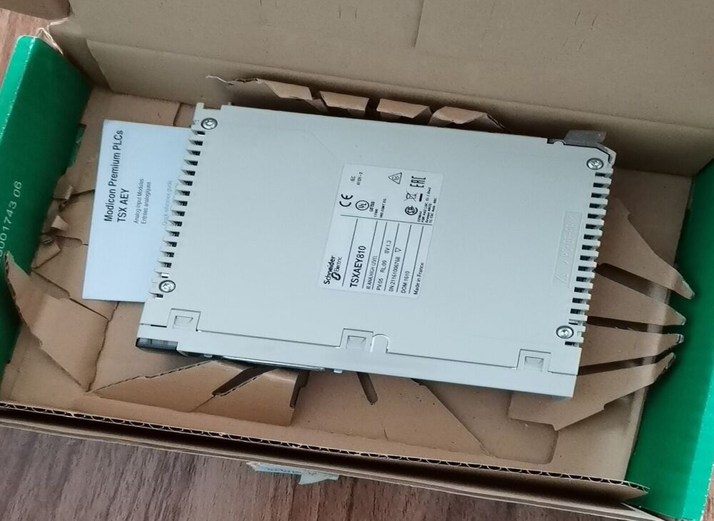 NEW SCHNEIDER TSXAEY810 Analog Input Module DHL / UPS / FedEX