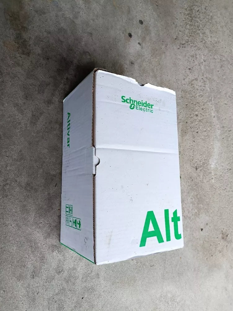 SCHNEIDER ELECTRIC ATV320D15S6C VFD - 20HP/600V (BRAND NEW IN FACTORY BOX) UPS / DHL / Fedex