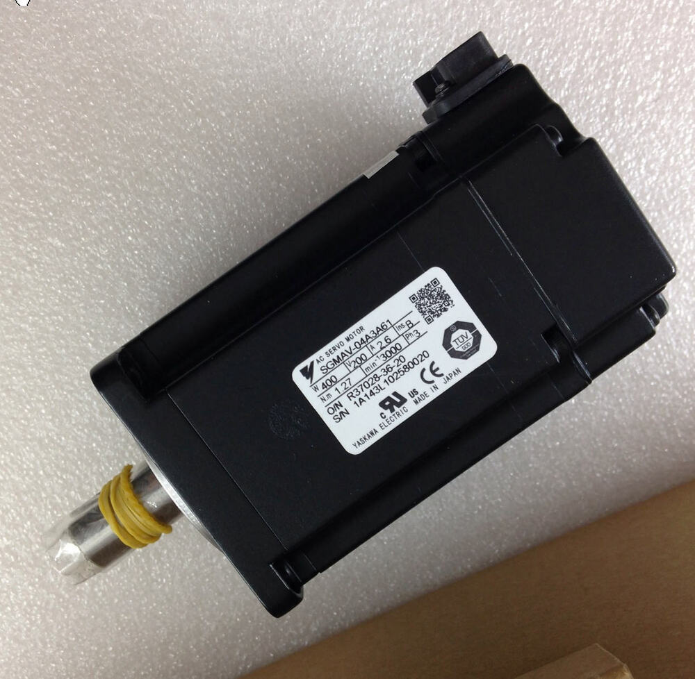 1PC Yaskawa servo motor SGMAV-04A3A61 SGMAV04A3A61 New In Box DHL / UPS / FedEx