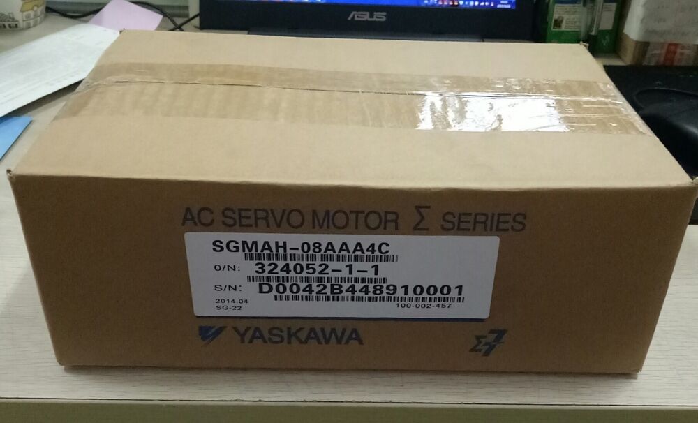 1PC New Yaskawa SGMAH-08AAA4C Servo Motor Expedited Shipping SGMAH08AAA4C