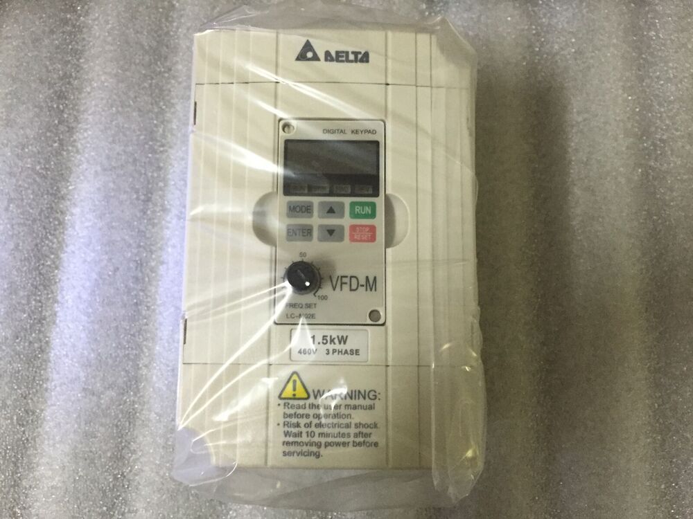 1PC New Delta VFD015M43A 1.5KW 380V Expedited Shipping DHL / UPS / FedEx