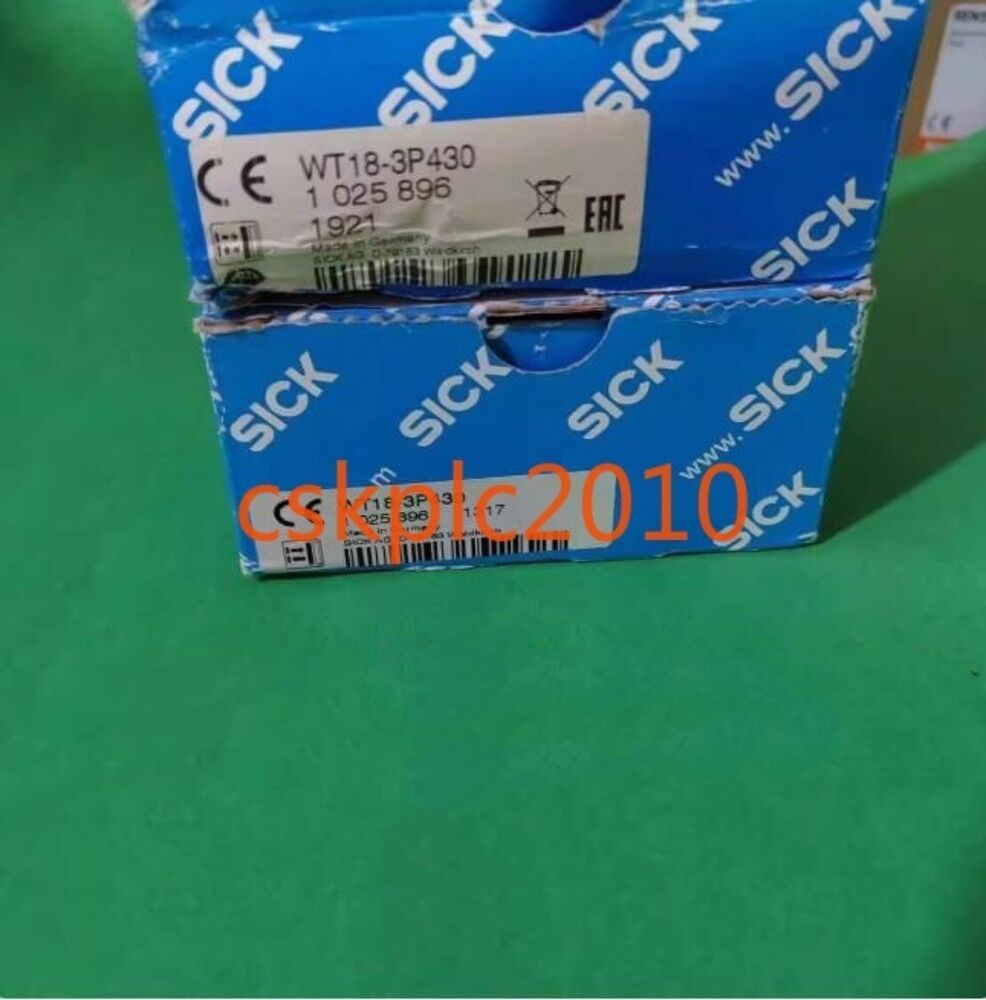 1PCS New original SICK sensor 1025896 WT18-3P430 express shipping stock