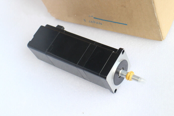 YASKAWA AC SERVO MOTOR SGMAS-A5A2A2C SGMASA5A2A2C NEW FREE EXPEDITED SHIP DHL / UPS / FedEx