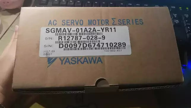 1PC New Yaskawa SGMAV-01A2A-YR11 Servo Motor Expedited Shipping