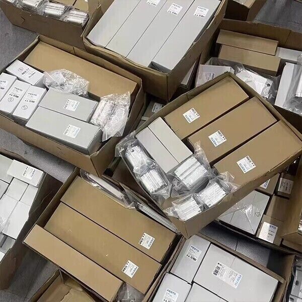 Allen-Bradley 1756-IF16 SER A ControlLogix 16 PT Input Module Fedex or DHL