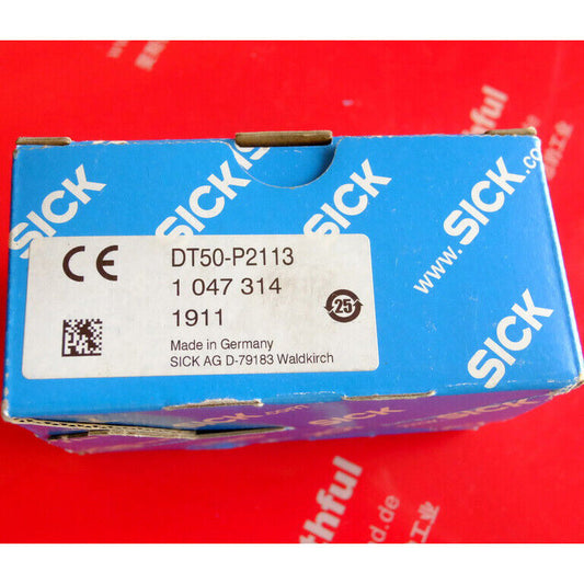 NEW SICK DT50-P2113 / SICK 1047314 Mid-Range Distance Measuring Sensor UPS / DHL / Fedex