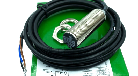 NEW Schneider XS230BLPAL5C Photoelectric Inductive Proximity Sensor 12~24V DHL / UPS / FedEX