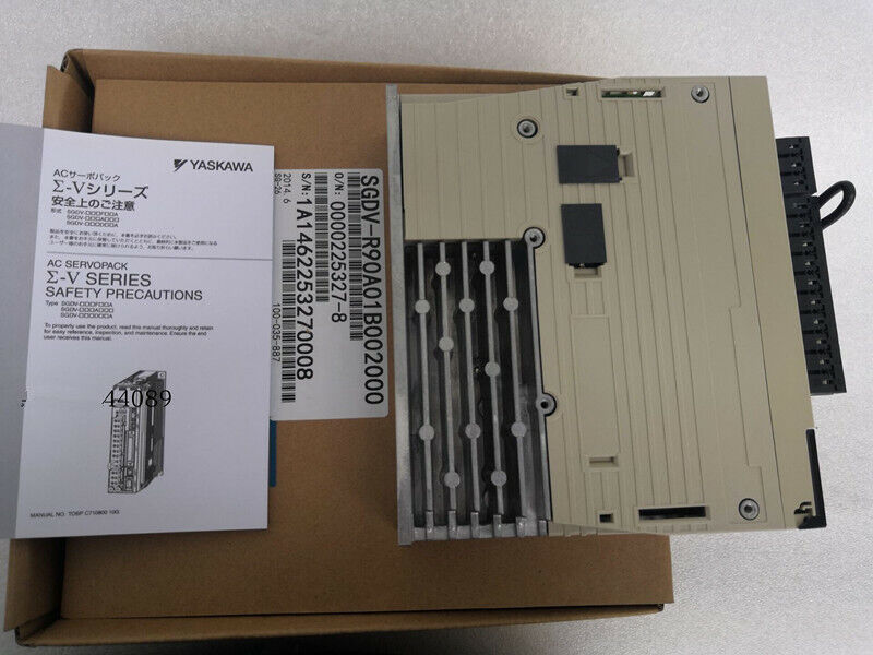 YASKAWA SGDV-R90A01B002000 Servo Drive SGDVR90A01B002000 New Expedited Shipping DHL / UPS / FedEx