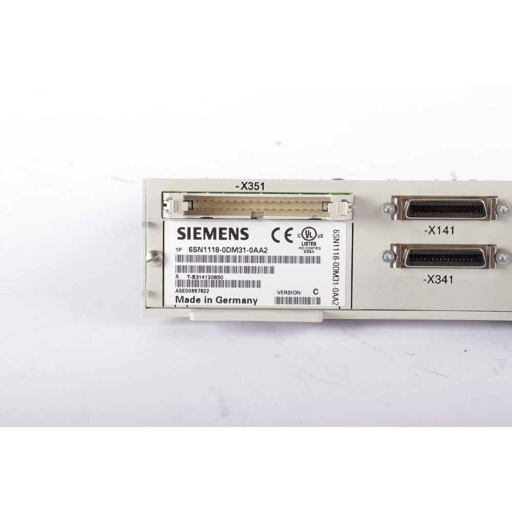 6SN1118-0DM31-0AA2 SIEMENS SIMODRIVE 611 Controller Brand New Box!Spot Goods Fedex / DHL