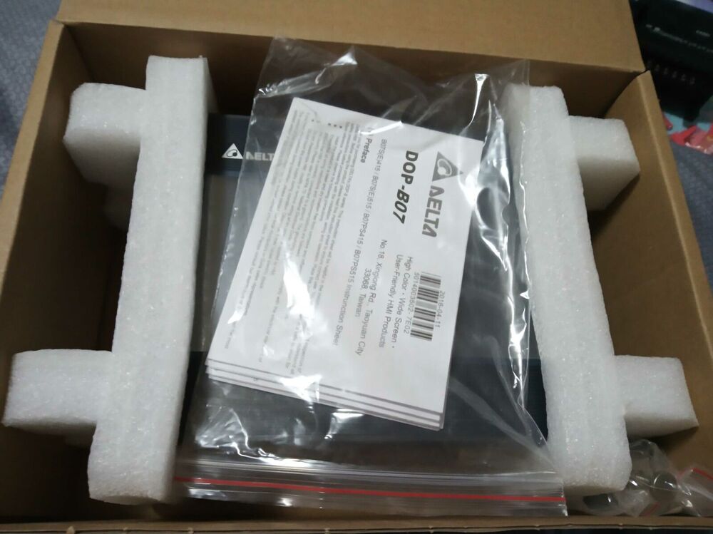 1PC New Delta DOP-B07S415 Touch Screen Expedited Shipping DHL / UPS / FedEx