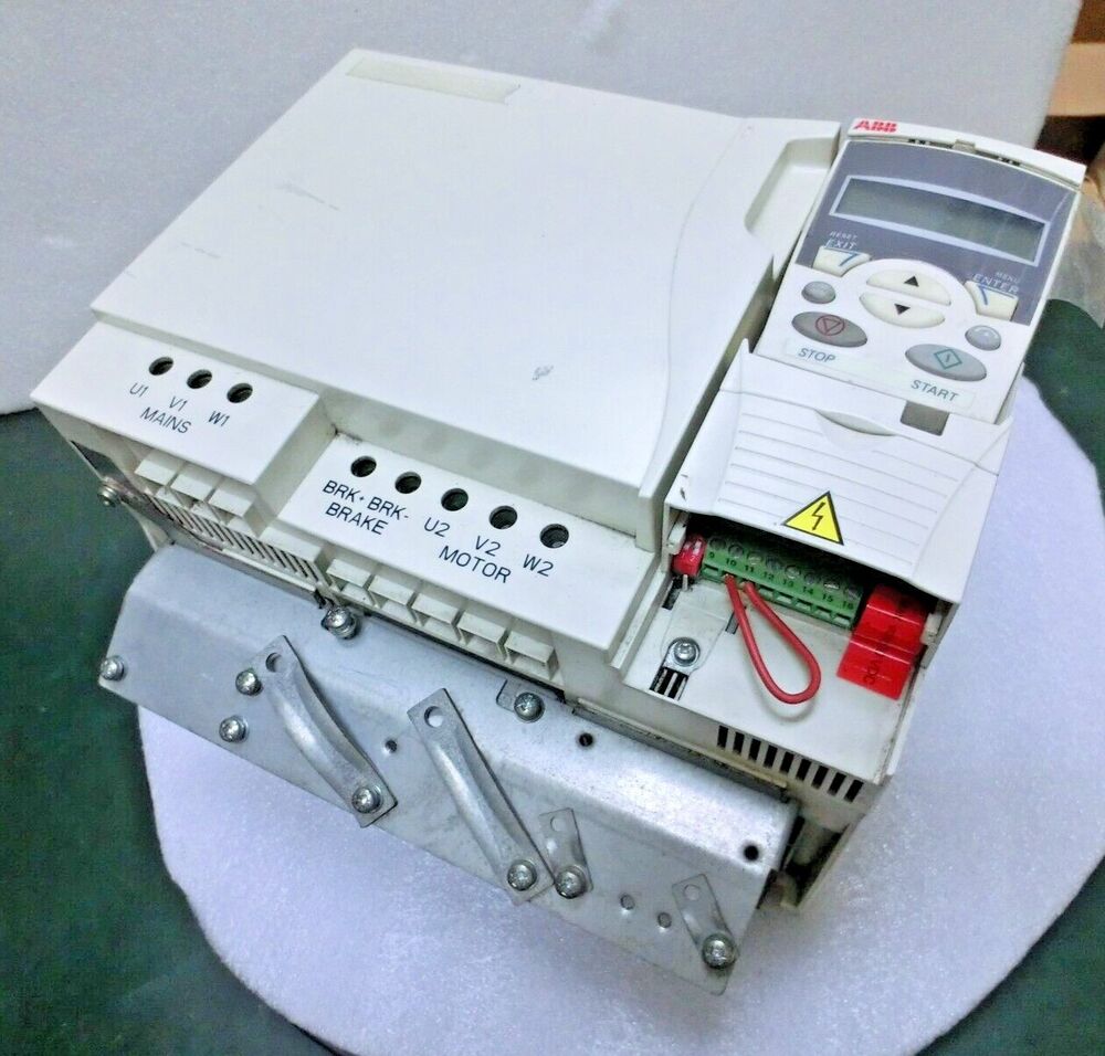 frequency converter ACS355-03E-31A0-4 NEW IN STOCK SHIP BY DHL